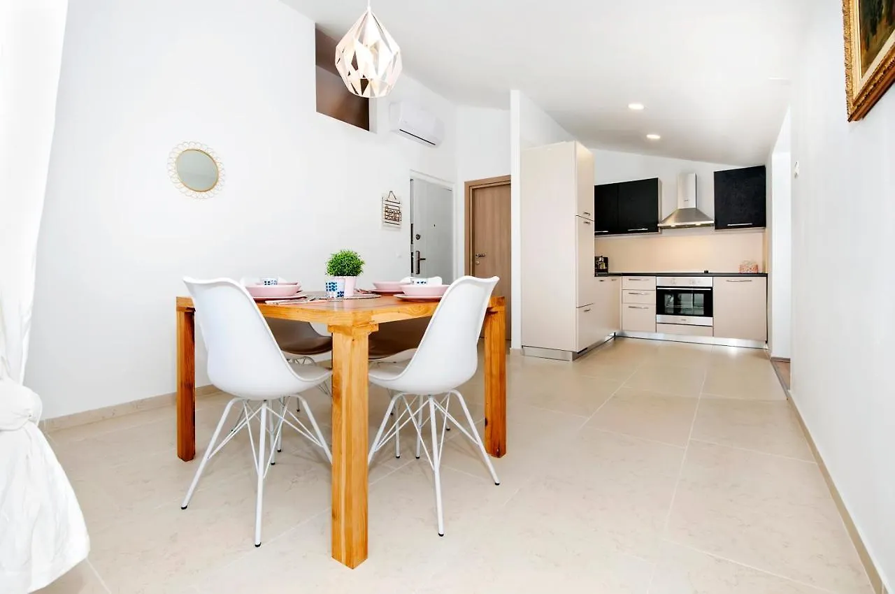 Apartments Vanesa 0*, Rovinj Croatia