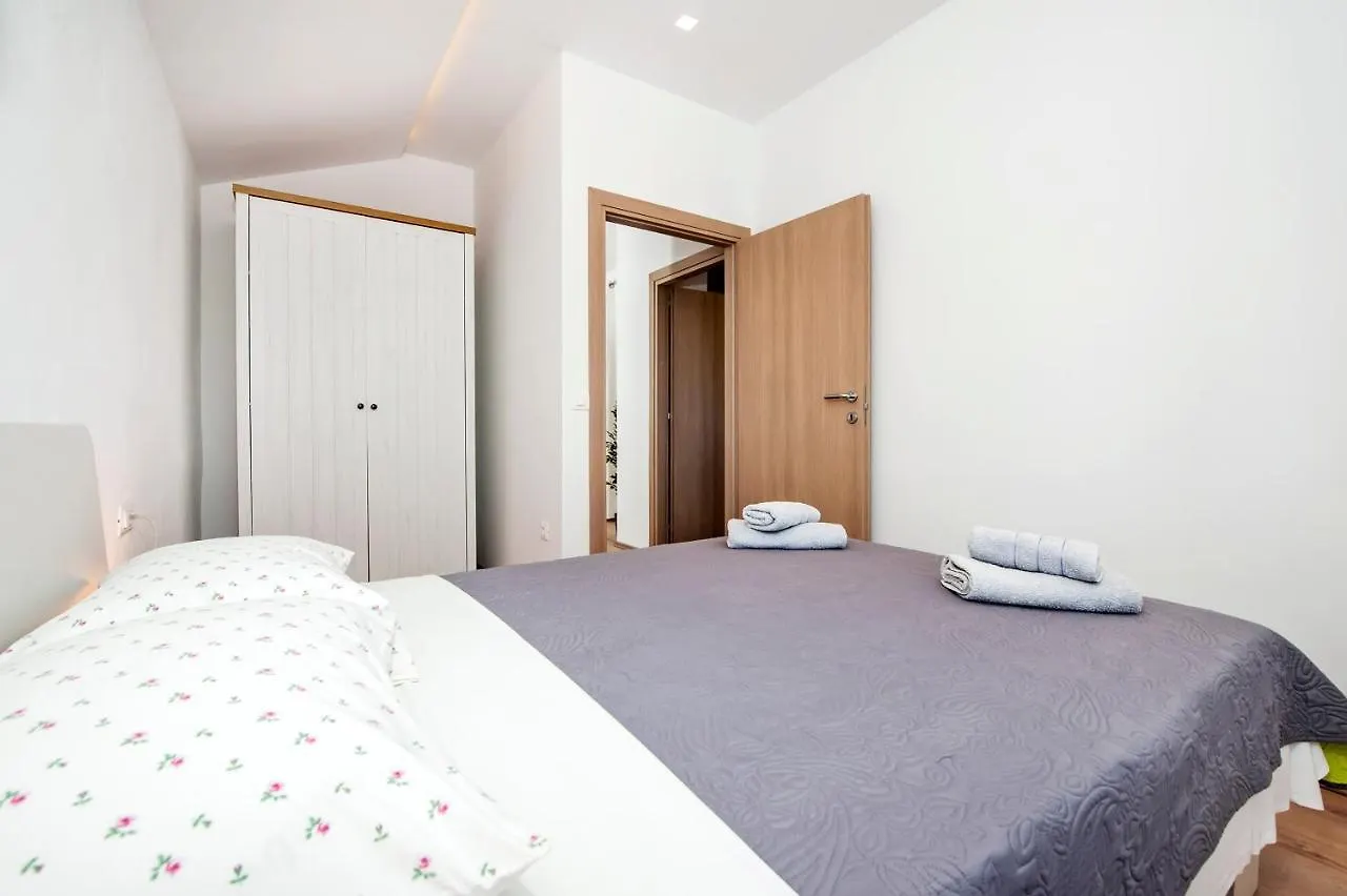 Apartments Vanesa 0*, Rovinj Croatia