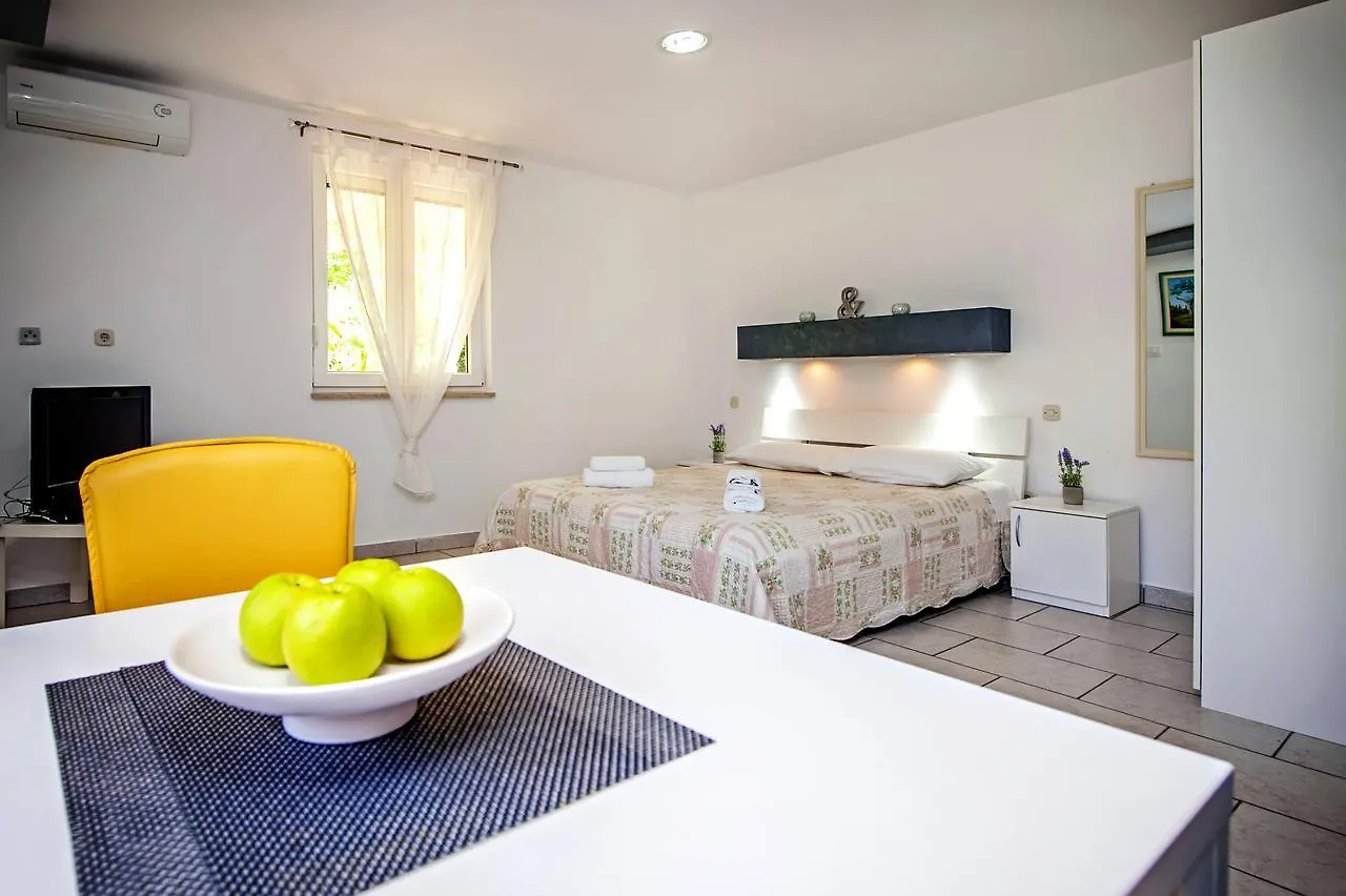 Apartments Vanesa  Rovinj