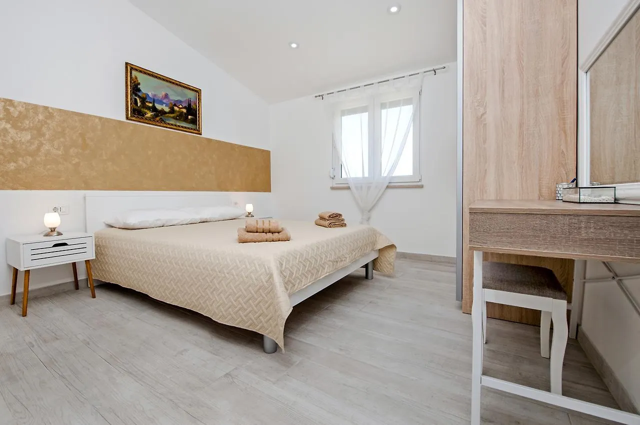 Apartments Vanesa 0*, Rovinj
